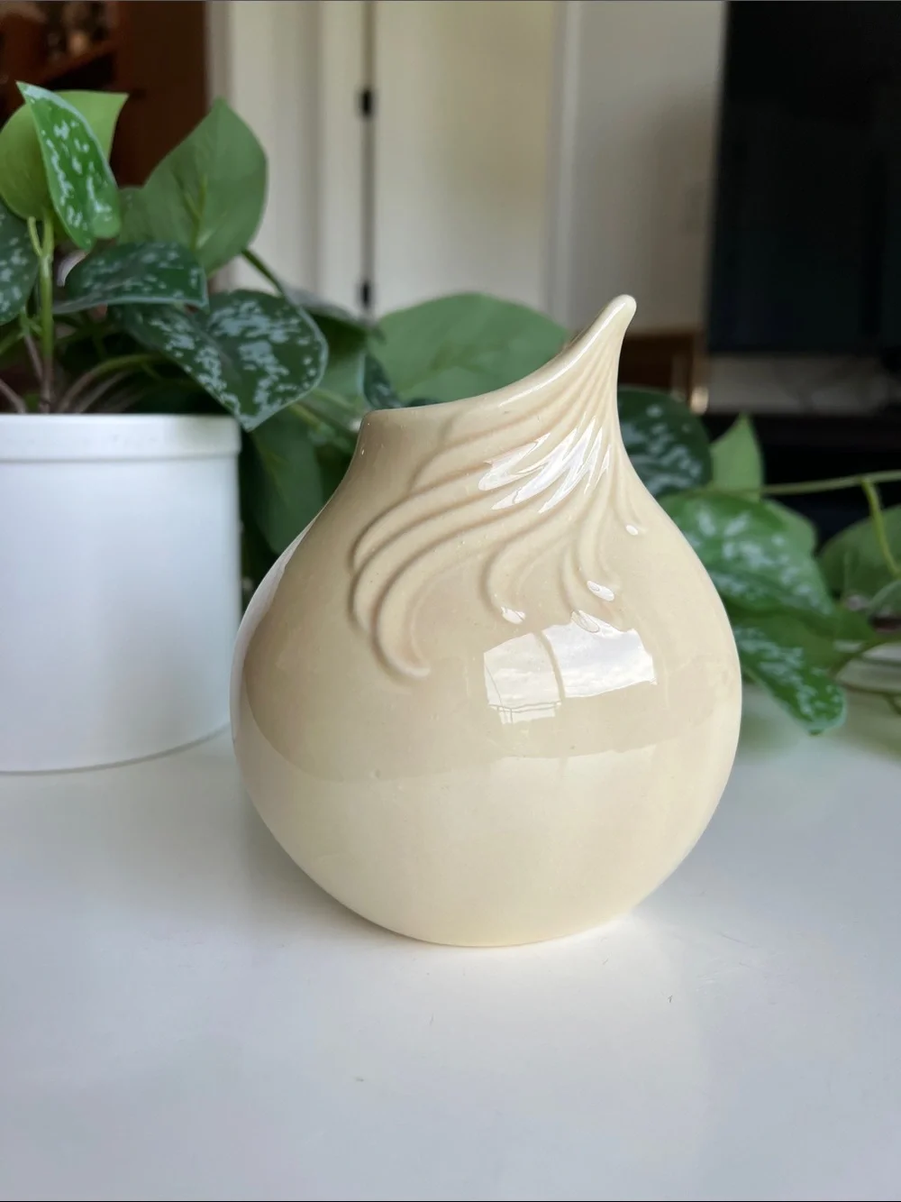 Vintage Art Deco Ceramic Vase